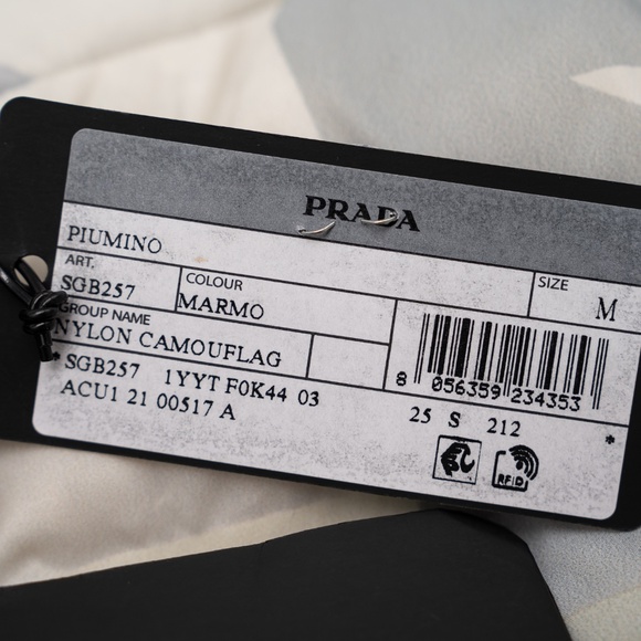 size M Prada Marble Camo Down Jacket Puffer Linea Rossa White Grey - Picture 7 of 10